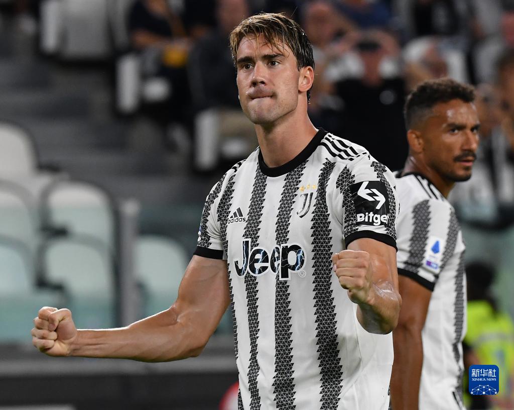 巴西俱乐部连续7年赢得解放者杯，追平阿根廷俱乐部25次夺冠（巴西俱乐部实现解放者杯七连冠，总冠军数追平阿根廷25冠）