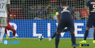 图片报：戴维斯即将复出，穆西亚拉预计明年初回归