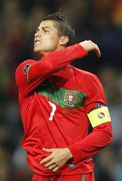 韦斯-布朗：其实不反感奥纳纳，但他真的每次都有奇怪的失误（韦斯-布朗：并非反感奥纳纳，但他屡屡出现离奇失误）