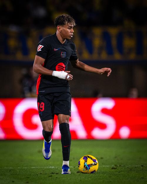 佩蒂特：凯塞多还在布莱顿的时候，我曾希望枪手签下他和麦卡（佩蒂特：凯塞多效力布莱顿期间，我曾盼阿森纳同时签下他与麦卡利斯特）