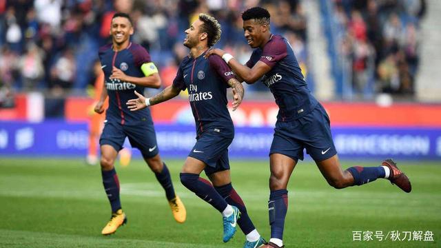 德转评年度最佳阵容：姆巴佩、亚马尔领衔，巴黎3人入选（德转年度最佳阵容出炉：姆巴佩、亚马尔领衔，巴黎三将上榜）