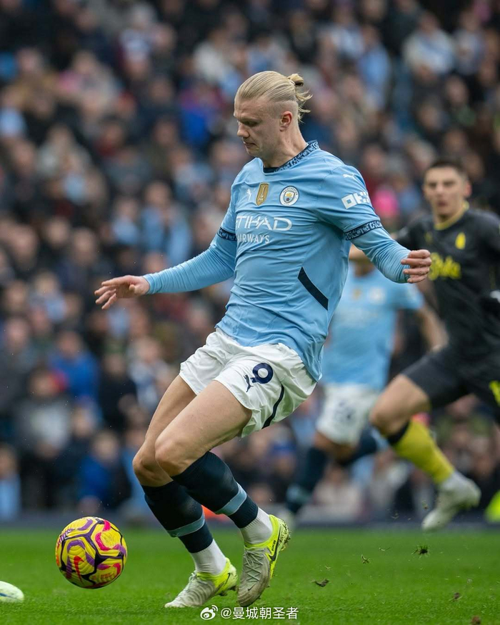 杜篮特连续得分，全队士气高涨（杜篮特火力全开，点燃全队士气）